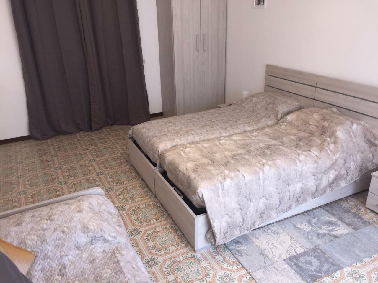 Room Verona Holidays Luaran gambar