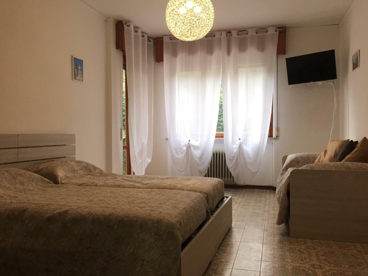 Room Verona Holidays Luaran gambar